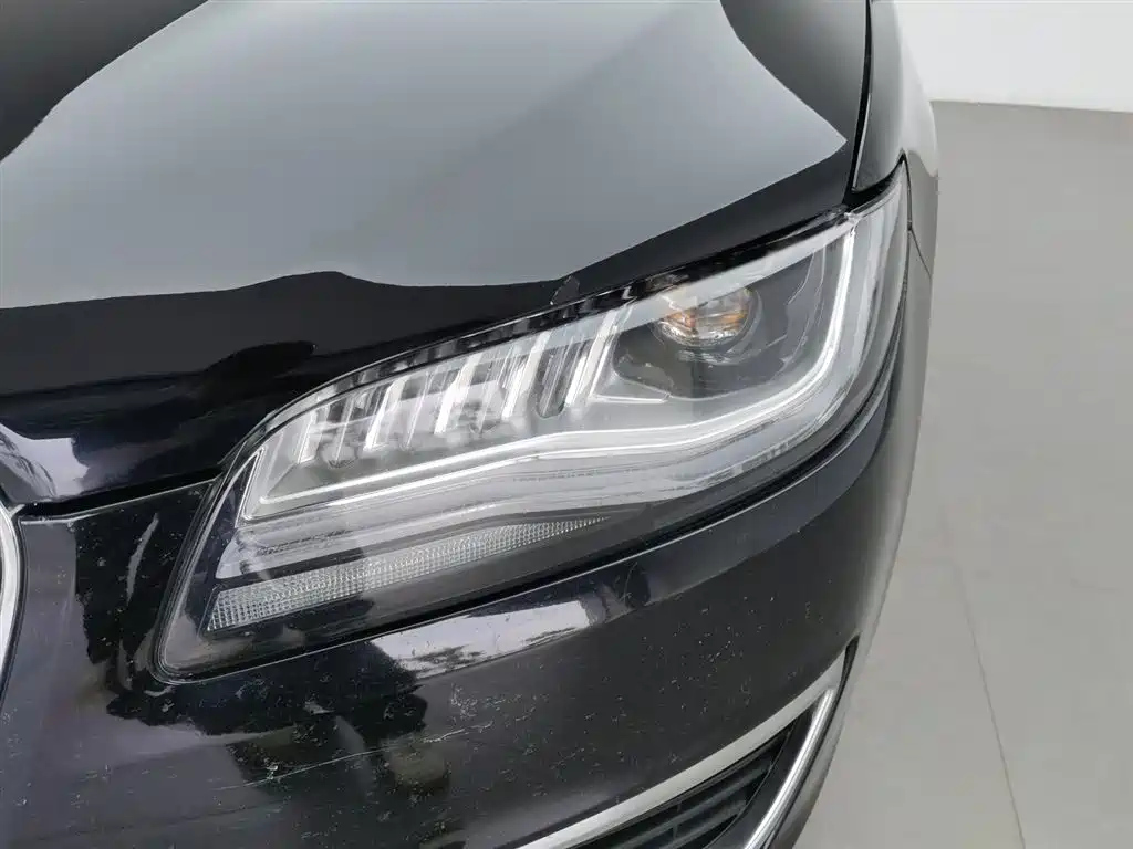 LINCOLN MKZ 2018