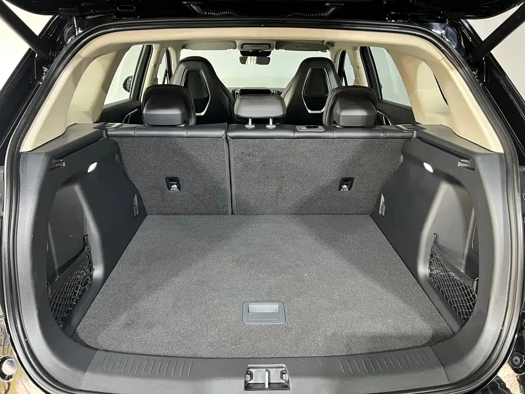 HONGQI HS3 PHEV 2024