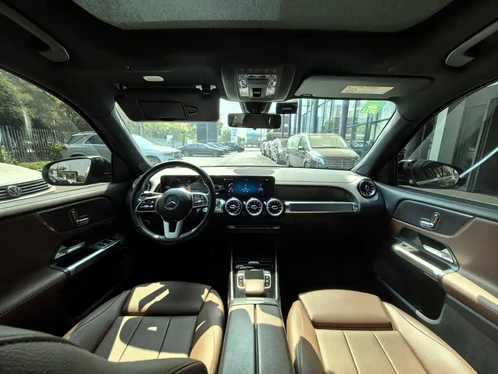 MERCEDES BENZ GLB 2020