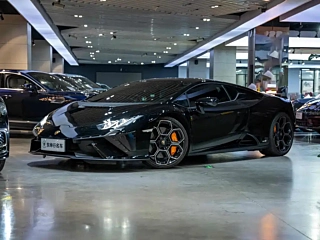 Заказать LAMBORGHINI HURAC&AACUTE;N