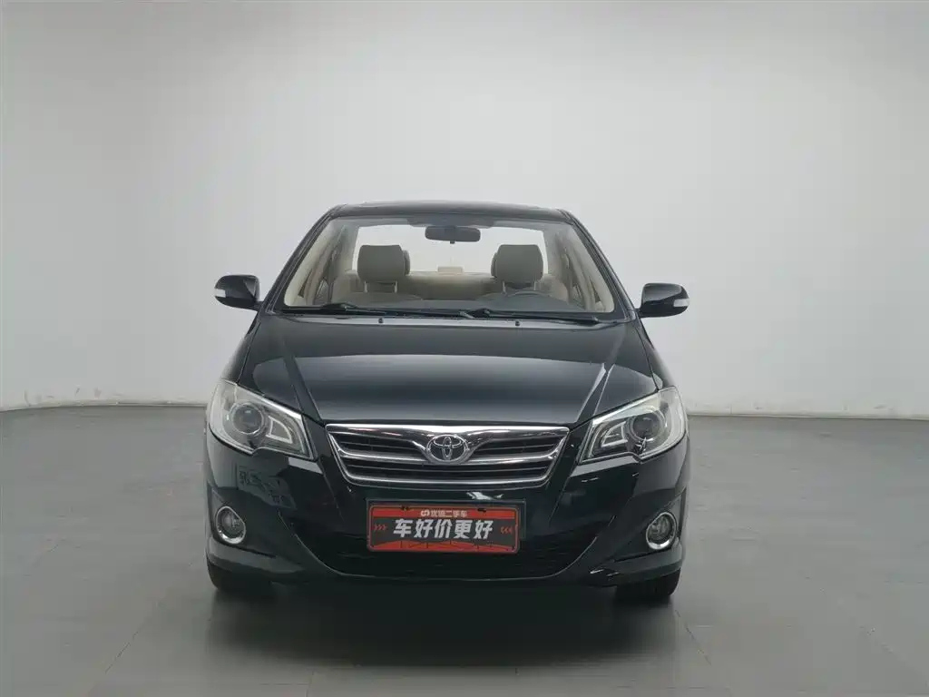 TOYOTA COROLLA 2013