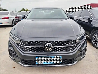 VOLKSWAGEN PASSAT  2022