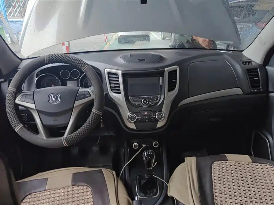 CHANGAN CS35 2014