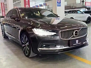 VOLVO S90 2021