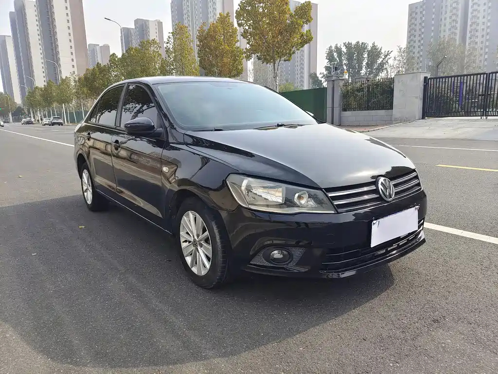 VOLKSWAGEN JETTA 2015