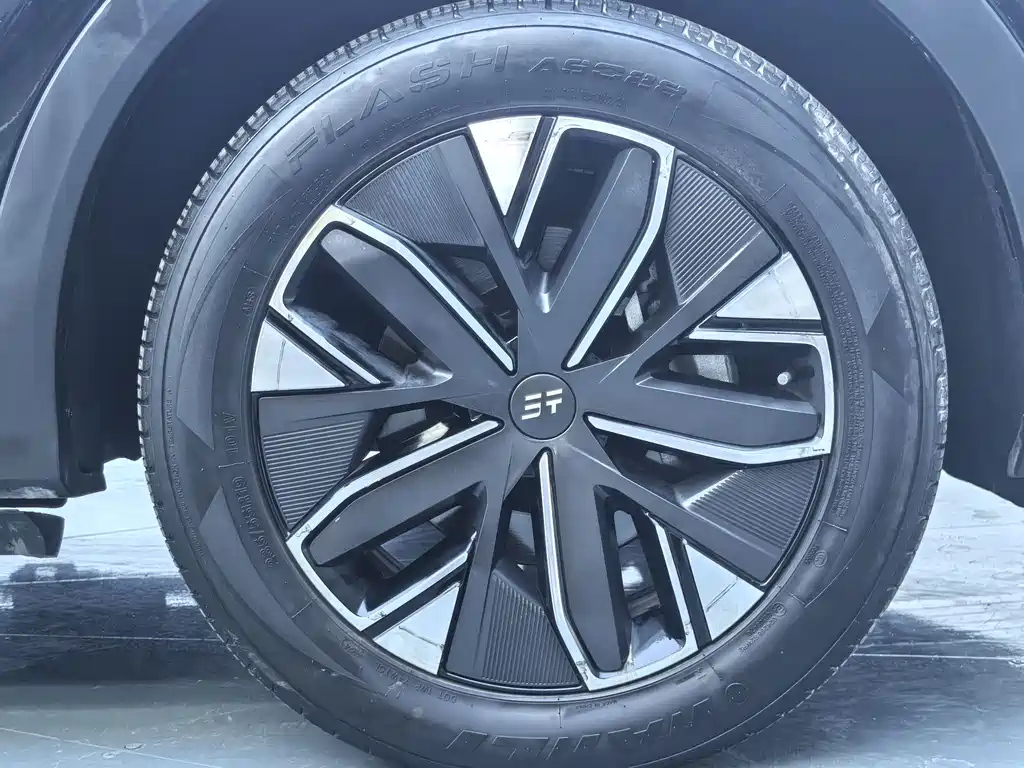 JETOUR SHANHAI L7 2025