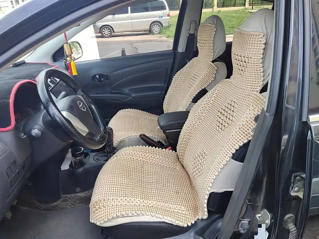 NISSAN SUNNY 2015