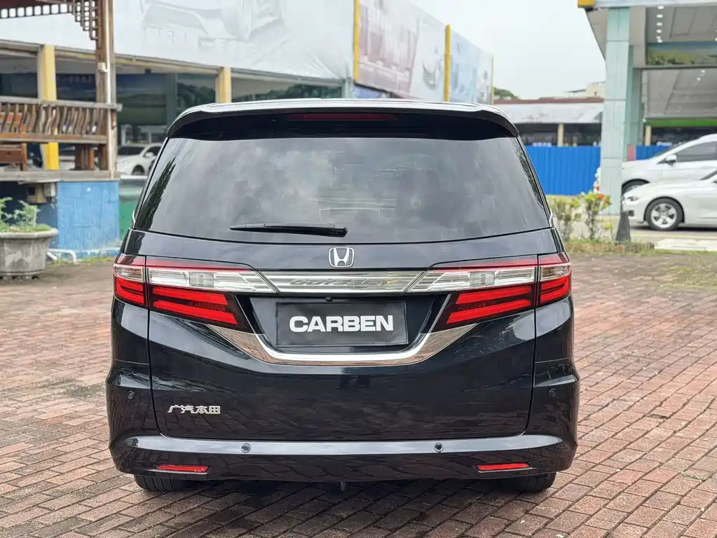 HONDA ODYSSEY 2015