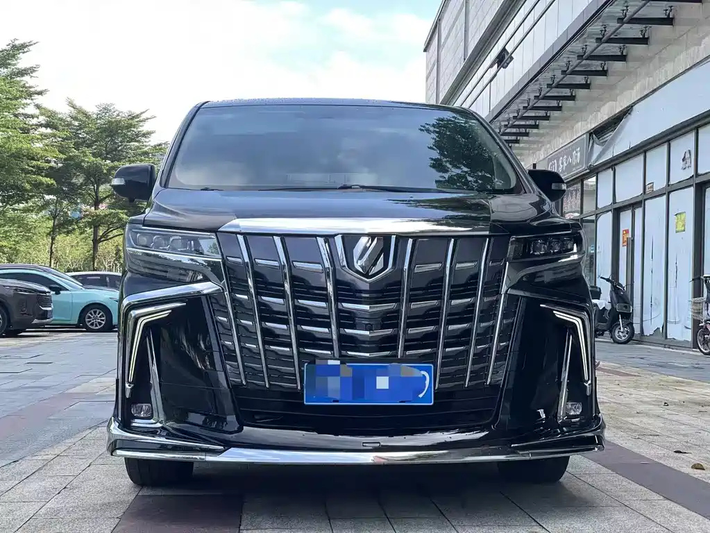 TOYOTA ALPHARD 2012