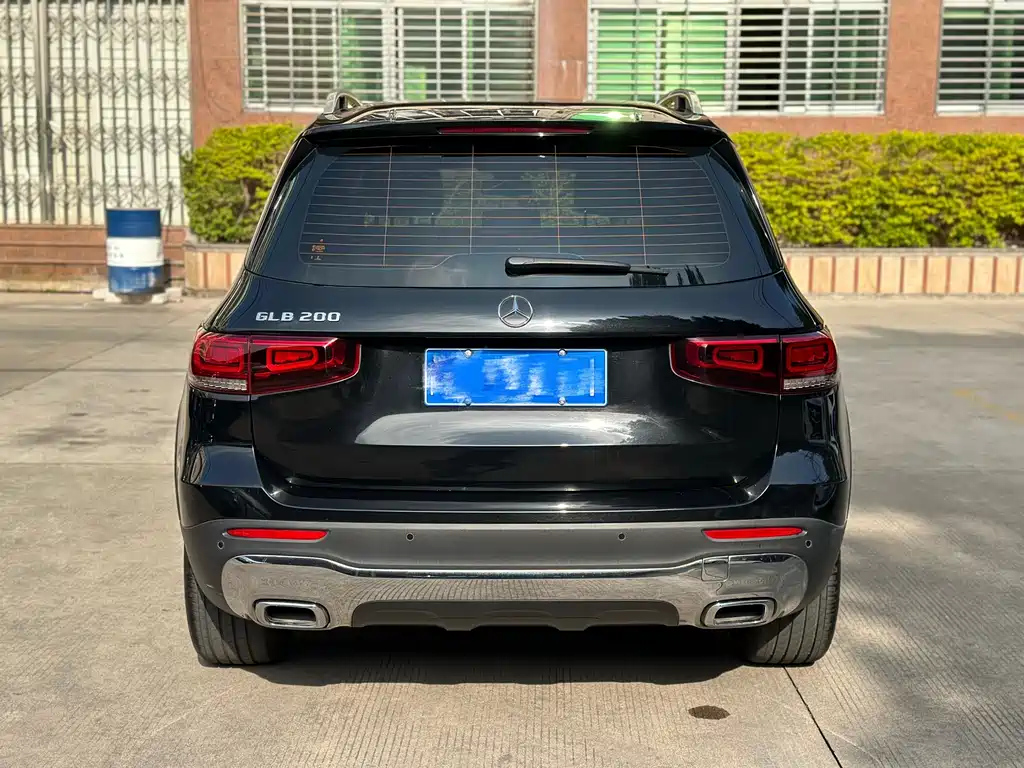 MERCEDES BENZ GLB 2022