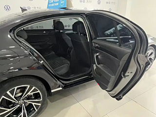VOLKSWAGEN MAGOTAN 2021 YEAR 330TSI DSG 30 EDITION 2021