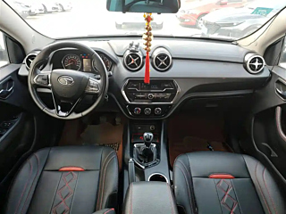 SOUEAST DX3 2018 YEAR 1.5L MANUAL LUXURY 2018