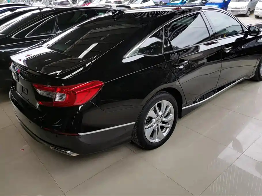 HONDA ACCORD 2018