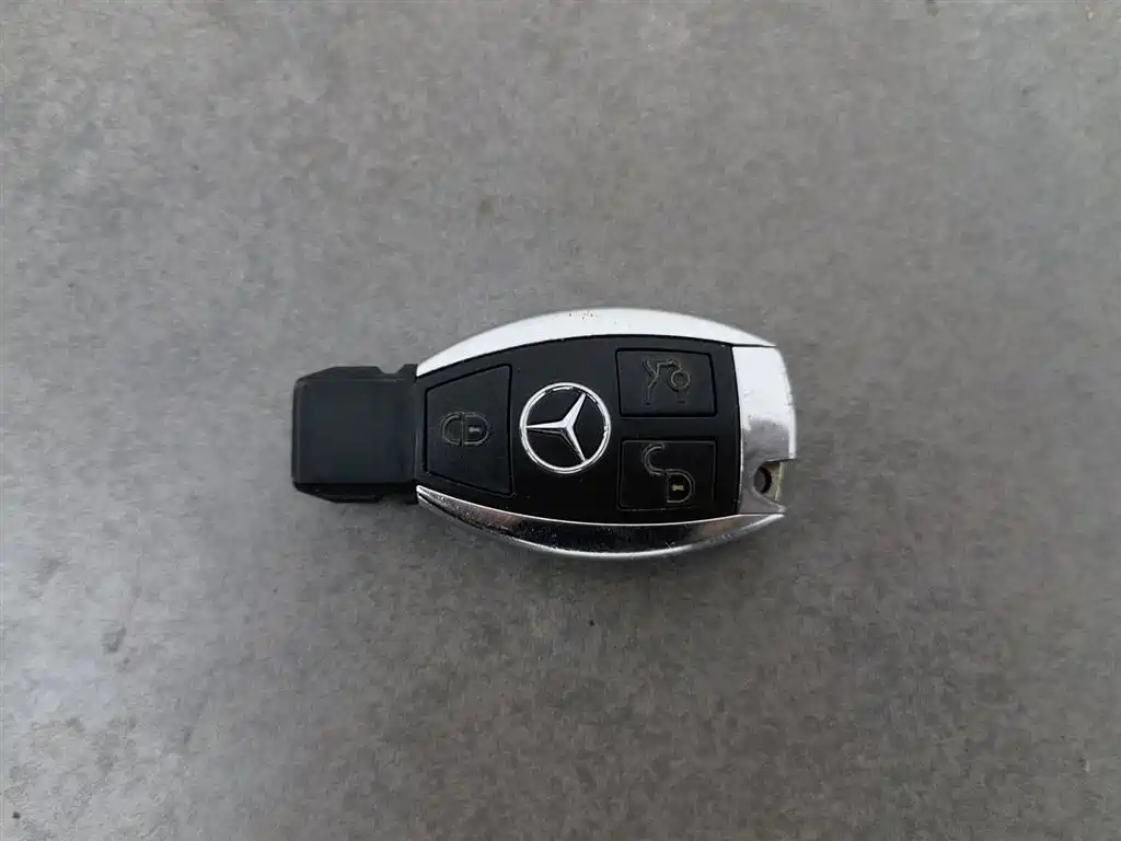 MERCEDES BENZ A-CLASS IMPORT 2011