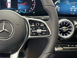 MERCEDES BENZ GLA  2020 YEAR GLA 200 2020