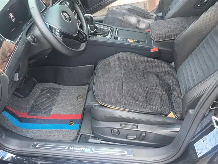 VOLKSWAGEN MAGOTAN 2018