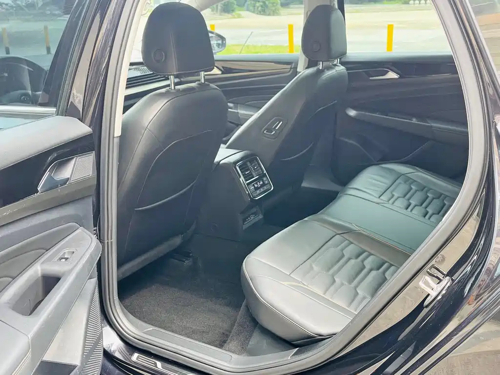 VOLKSWAGEN PASSAT 2020