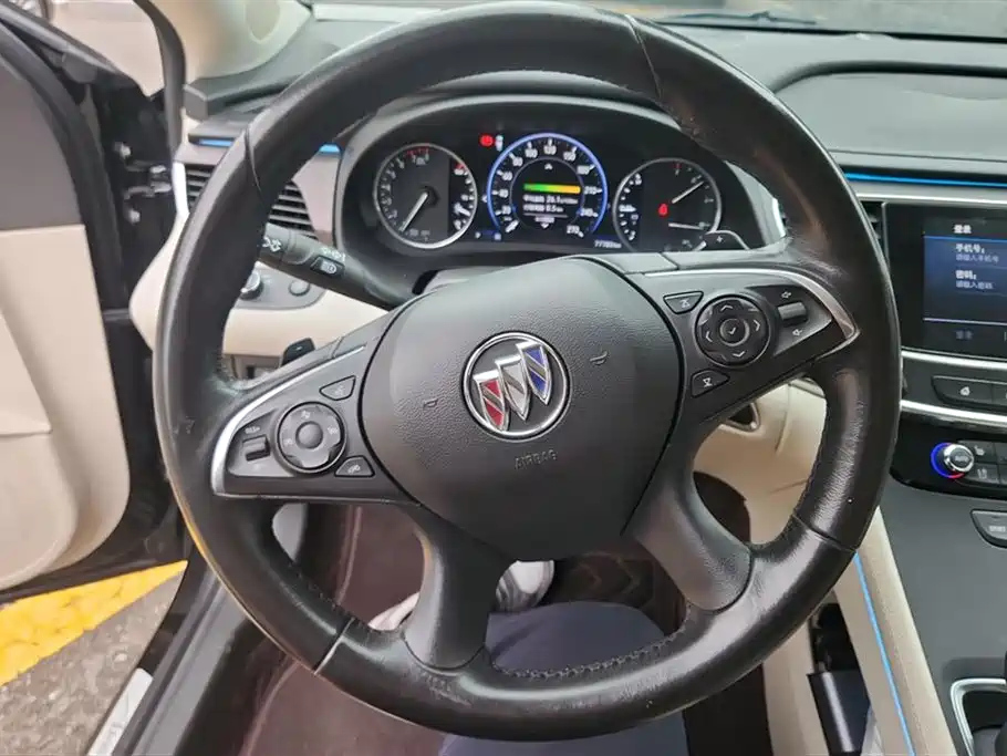 BUICK LACROSSE 2022