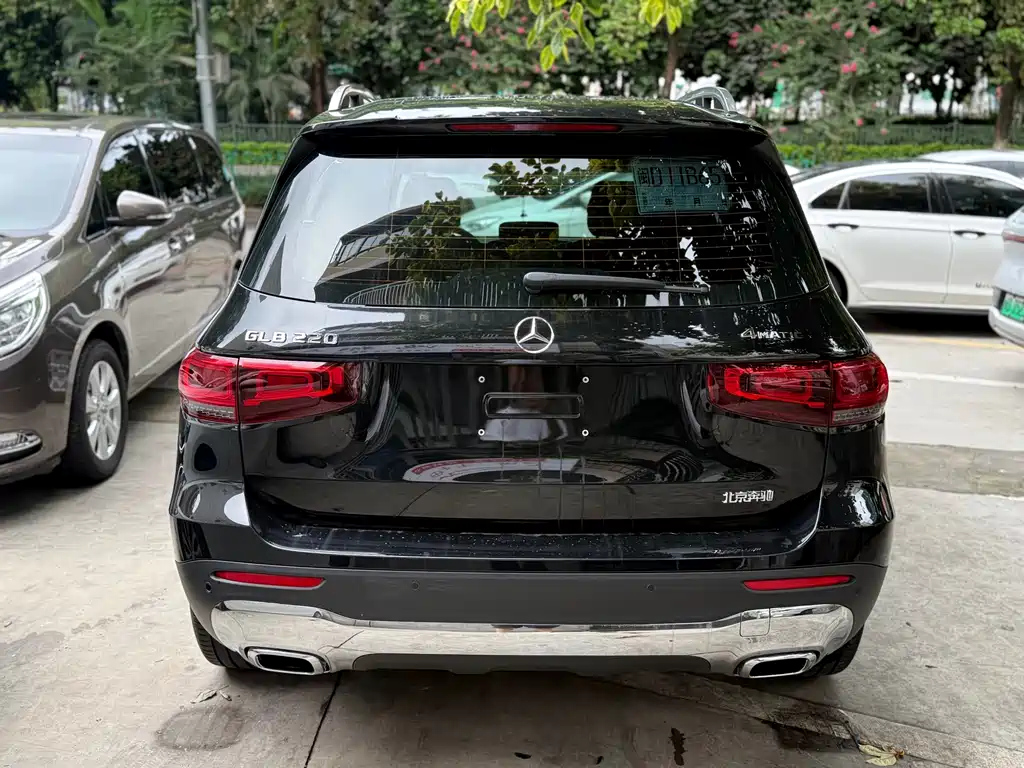 MERCEDES BENZ GLB 2022