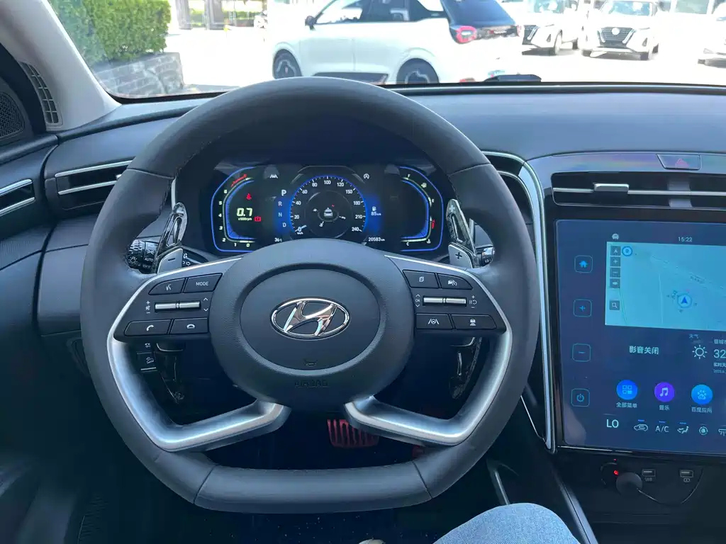 HYUNDAI TUCSON 2023