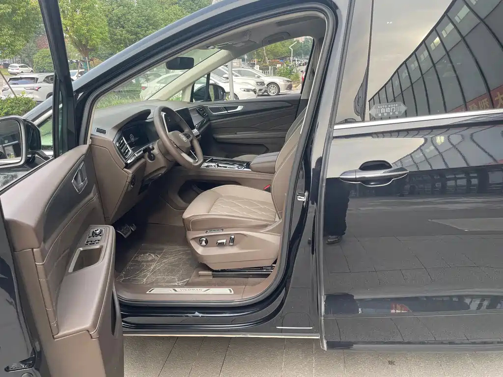 VOLKSWAGEN VILORAN 2024