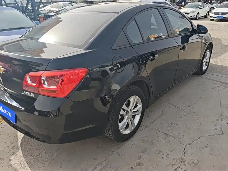 CHEVROLET CRUZE 2016