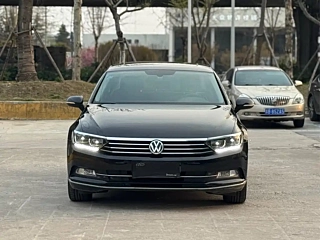 VOLKSWAGEN MAGOTAN 2017
