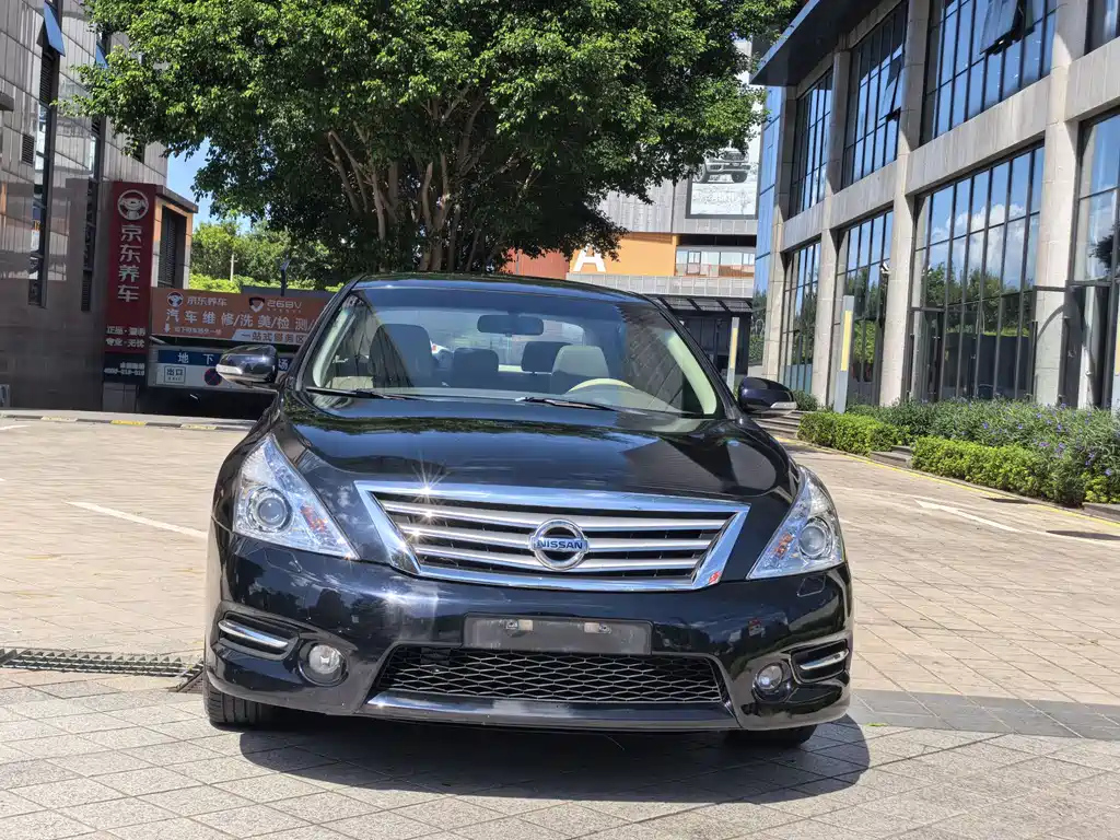 NISSAN TEANA 2012
