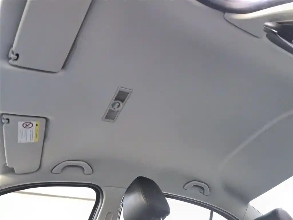 VOLKSWAGEN LAVIDA 2016