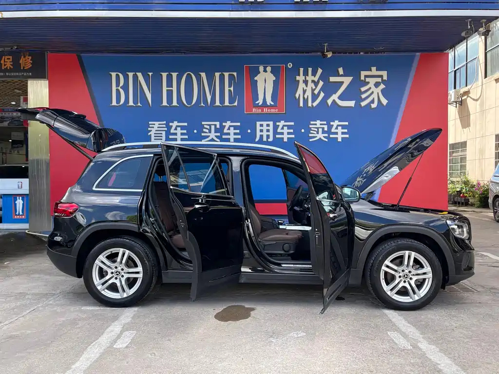 MERCEDES BENZ GLB 2021