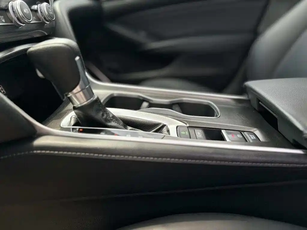 HONDA ACCORD 2018