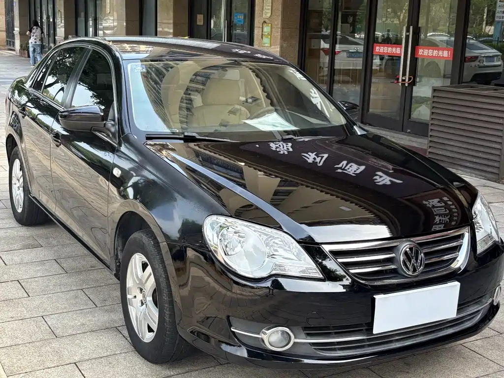 VOLKSWAGEN BORA 2011