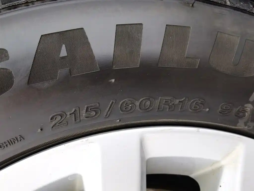 VOLKSWAGEN MAGOTAN 2019