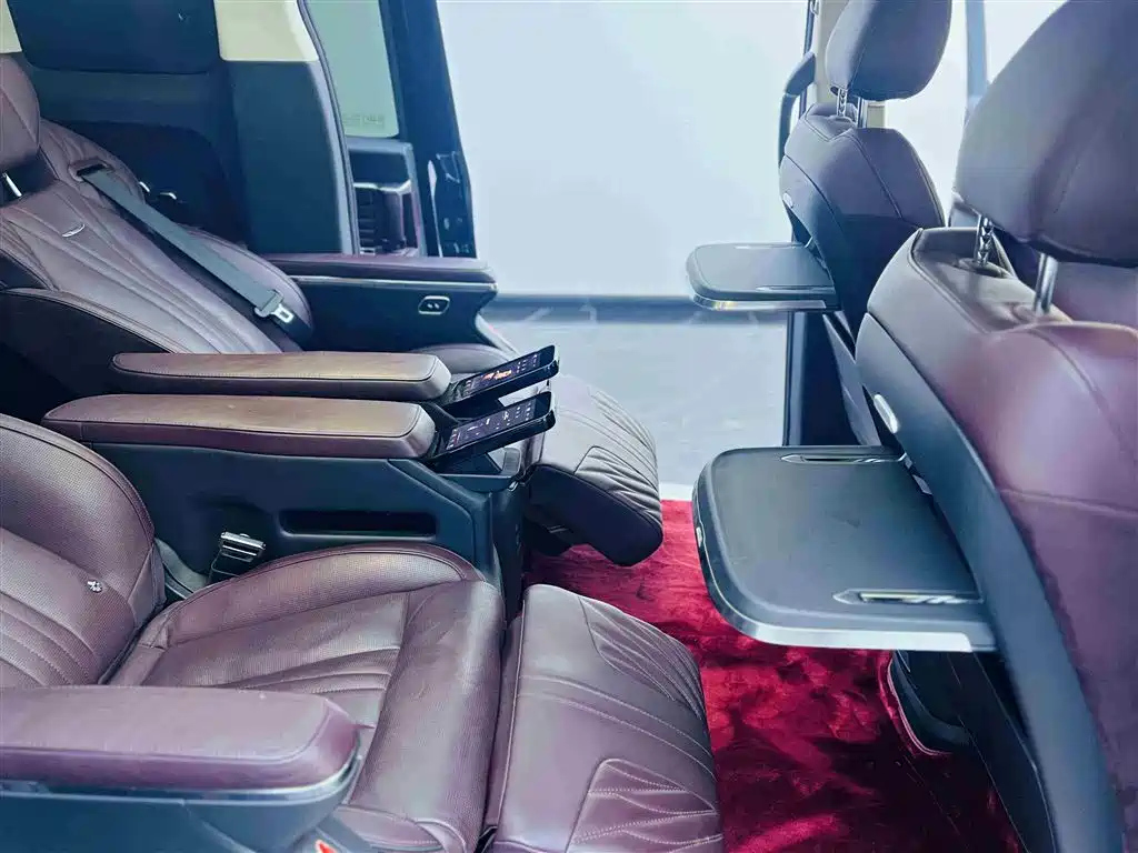 HONGQI HQ9 2022