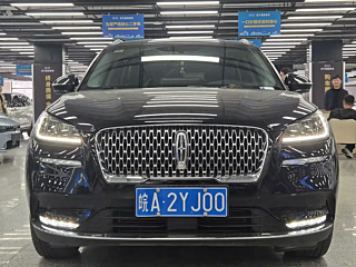 LINCOLN ADVENTURER 2021