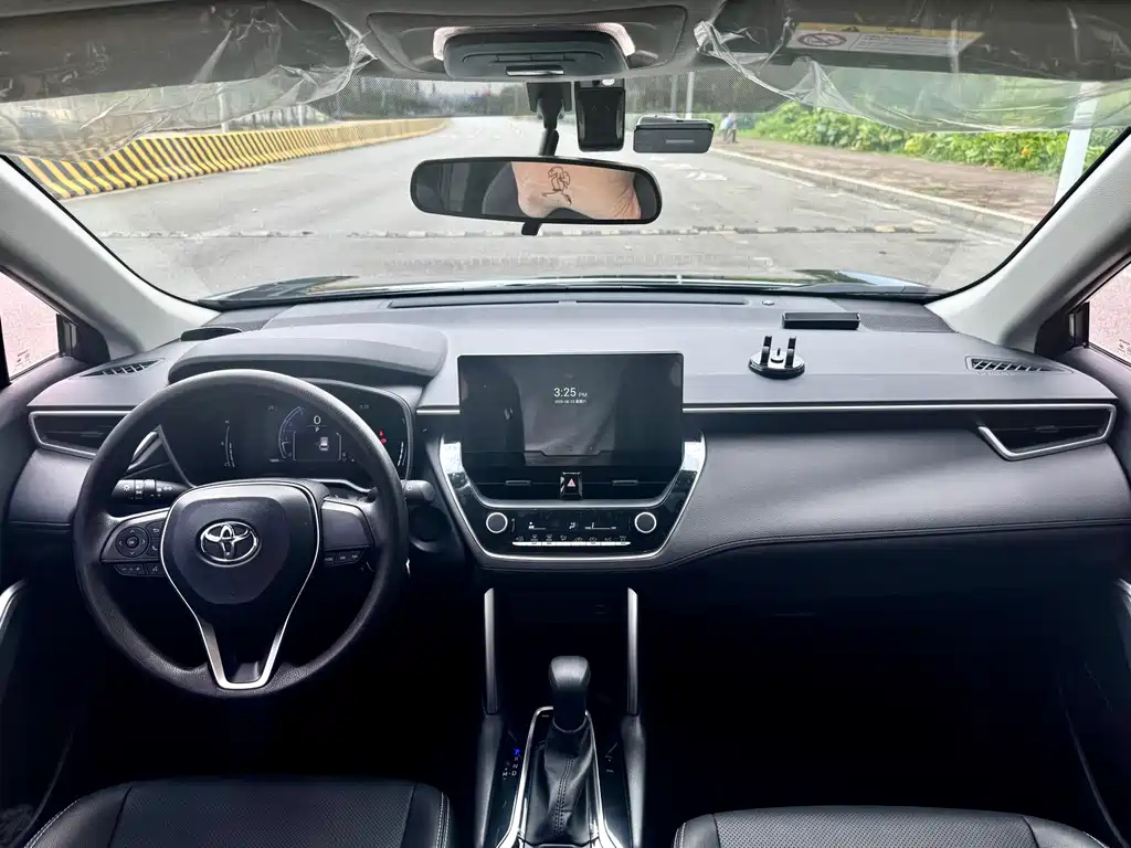 TOYOTA FRONTLANDER 2024