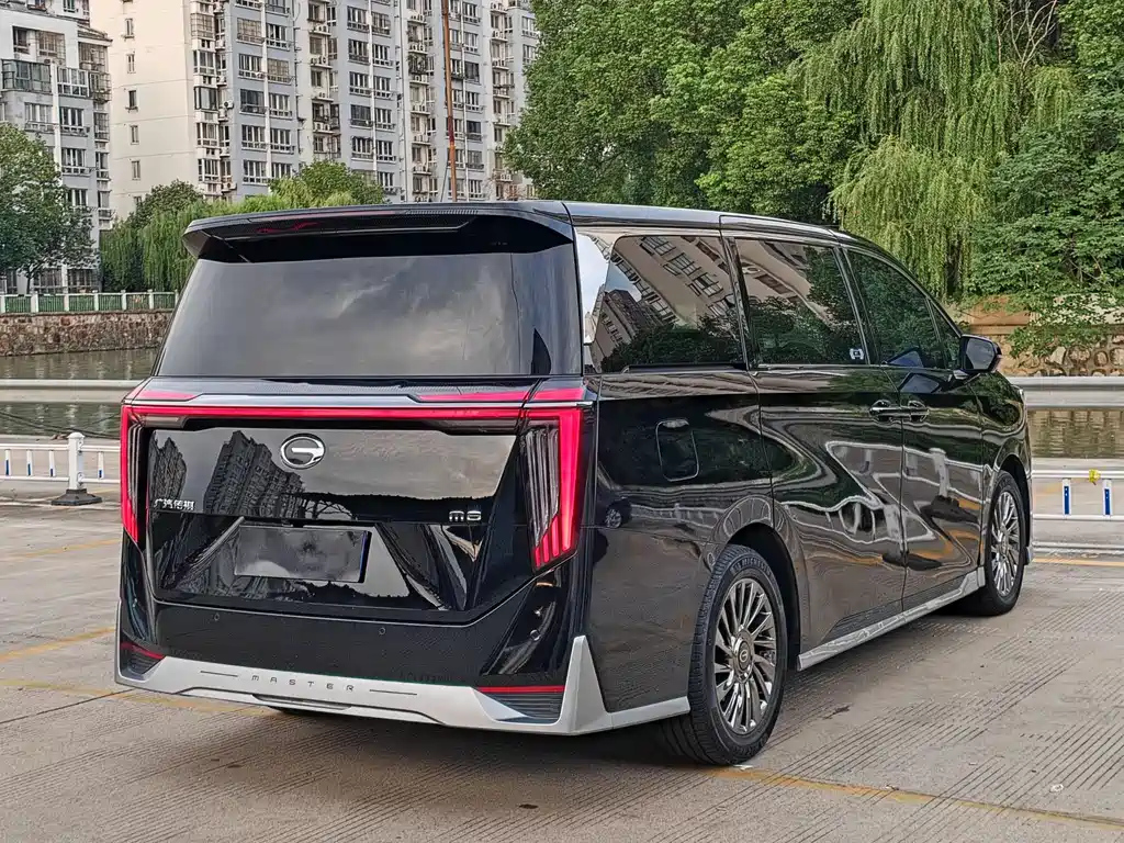 TRUMPCHI M8 2023