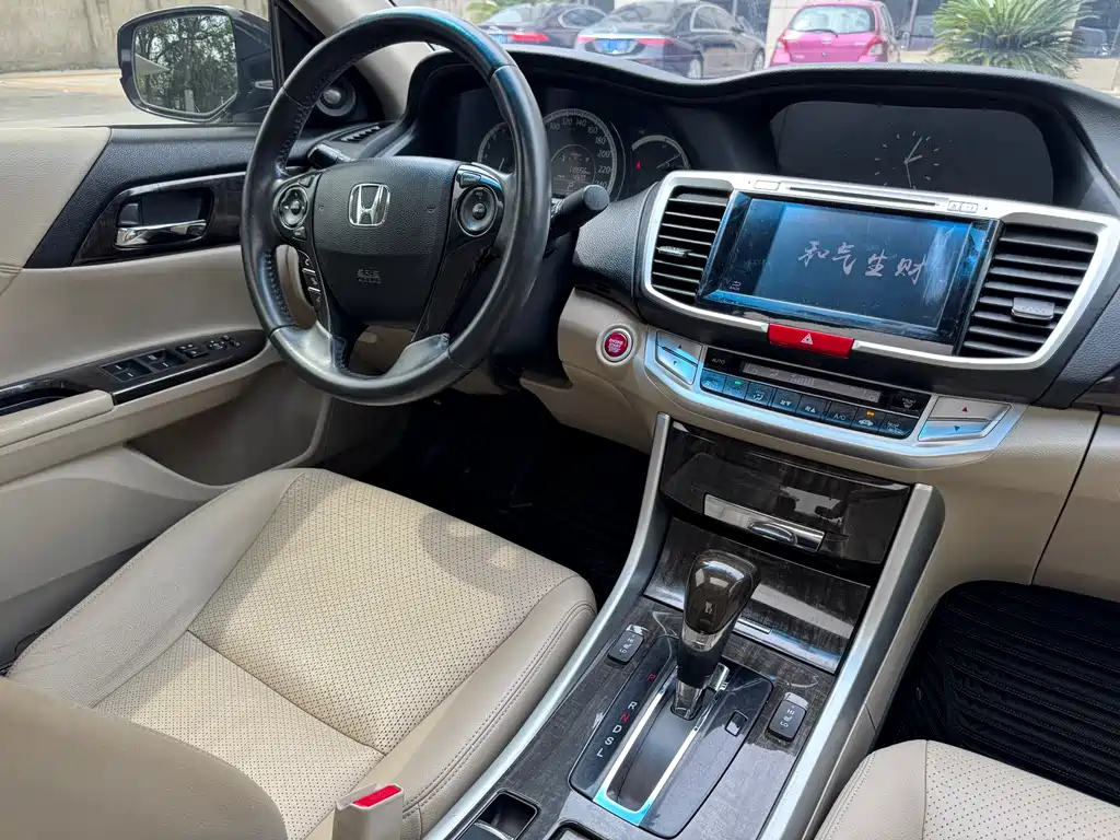 HONDA ACCORD 2015
