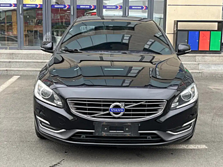 VOLVO S60 2015