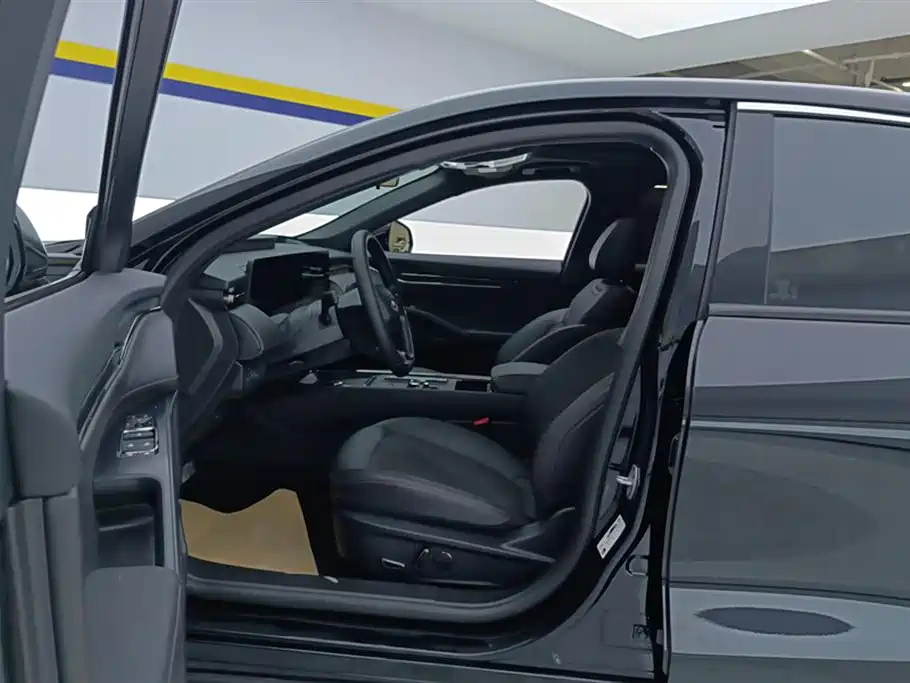 FORD MONDEO 2023