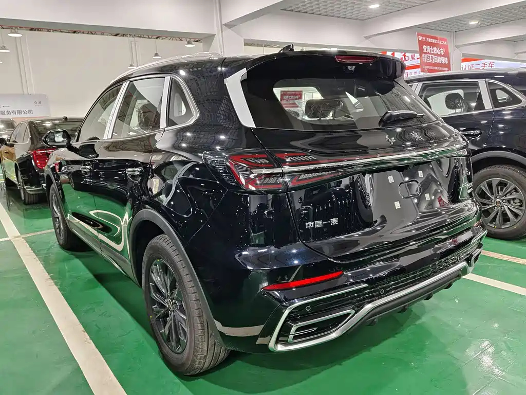 HONGQI HS5 2025