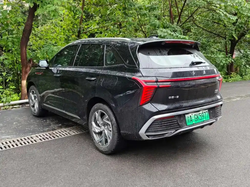 HONGQI HS3 PHEV 2025