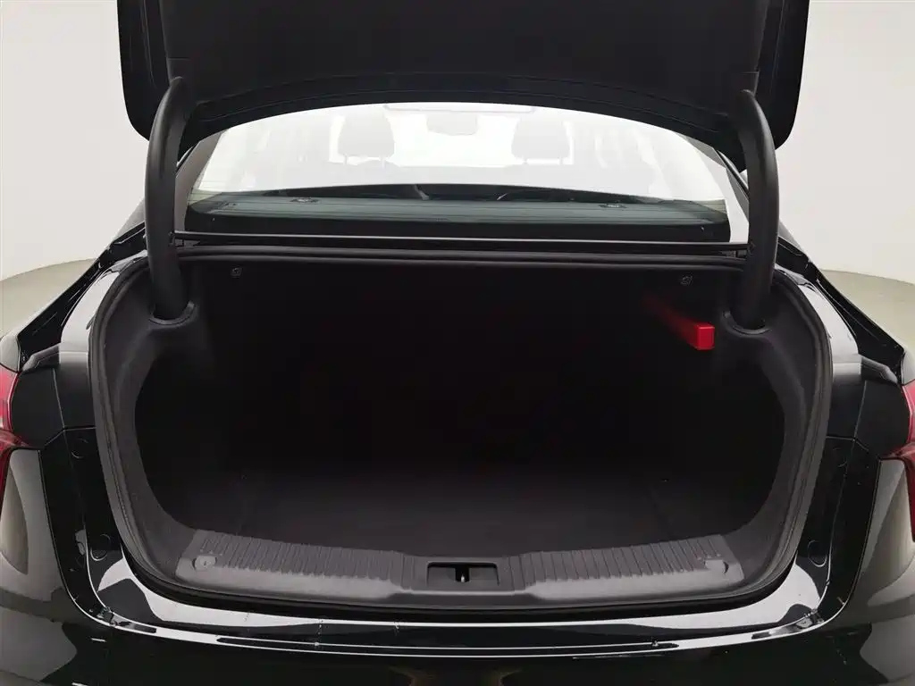 HONGQI H5 PHEV 2025