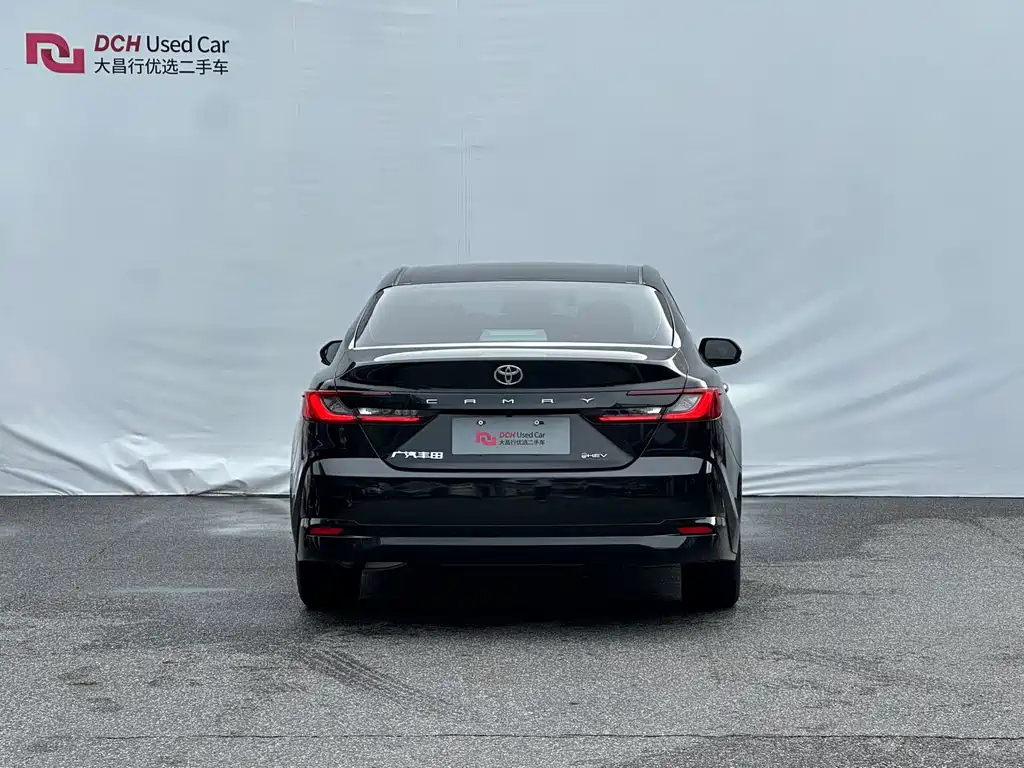 TOYOTA CAMRY 2024
