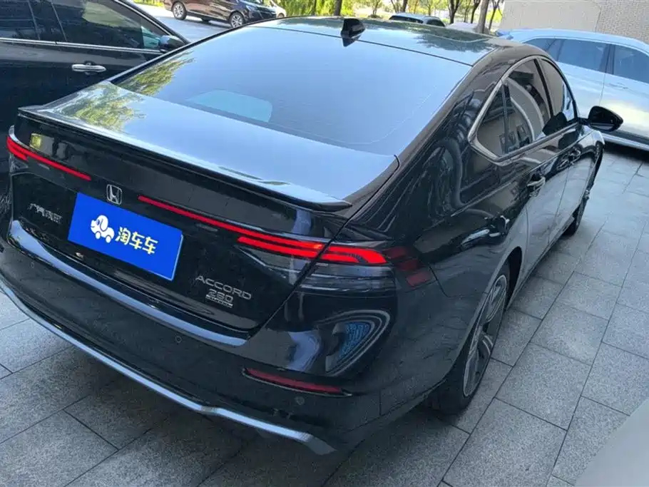 HONDA ACCORD 2025