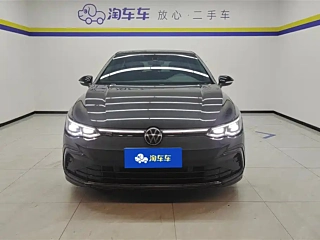 VOLKSWAGEN GOLF  2023