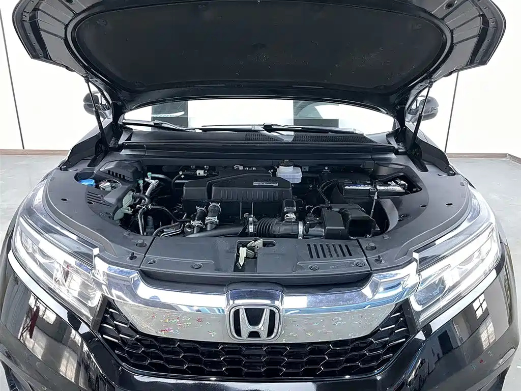 HONDA AVANCIER 2017