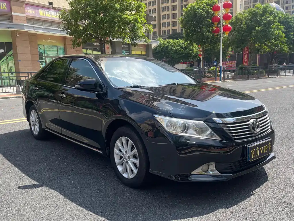 TOYOTA CAMRY 2012