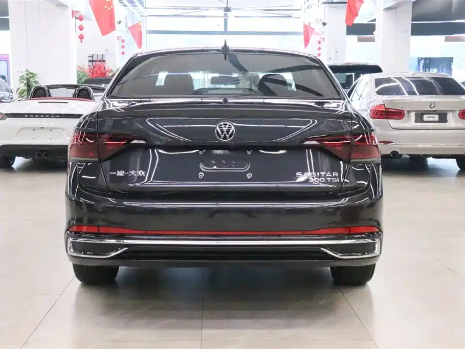 VOLKSWAGEN SAGITAR 2023