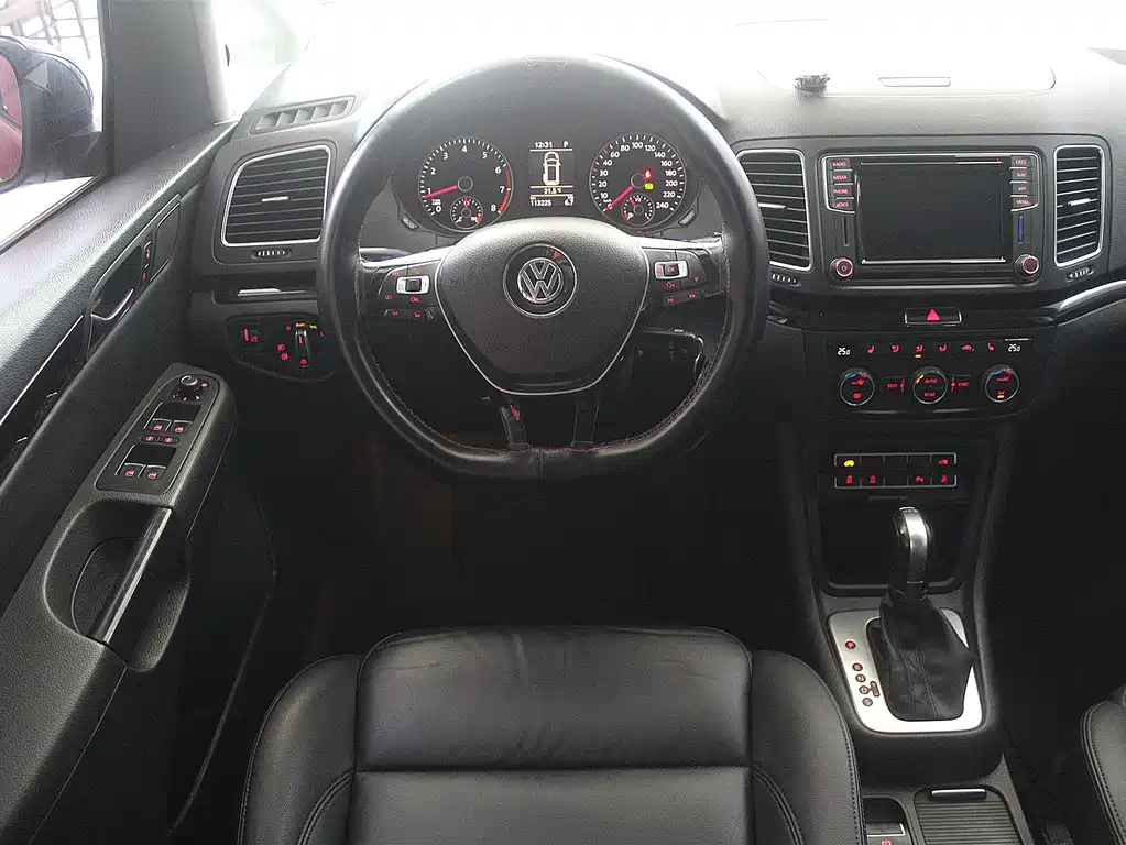 VOLKSWAGEN SHARAN 2016